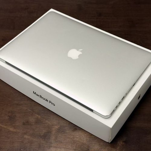 Macbook Pro 15 inch 512GB 16GB RAM Silver Good Grade with Apple Box Special Deal - Image 5