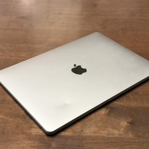 Macbook Pro 13 inch 2017 256GB 8GB RAM Space Grey Good Grade A1708 Special Deal - Image 3