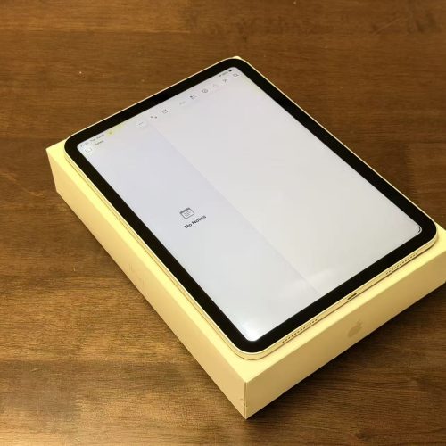 iPad 10th 10.9inch Wi-Fi 64GB Silver A2696 Good Grade with Apple Box Special Deal - Image 3