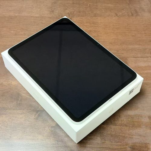 iPad 10th 10.9inch Wi-Fi 64GB Silver A2696 Excellent Grade with Apple Box Special Deal - Image 2