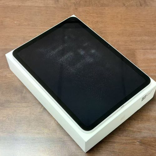 iPad 10th 10.9inch Wi-Fi 64GB Silver A2696 Good Grade with Apple Box Special Deal - Image 2