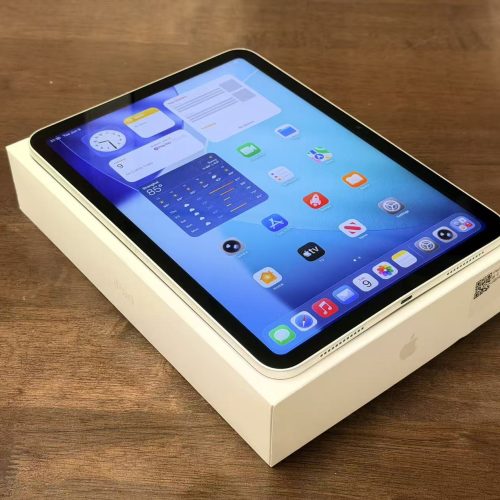 iPad 10th 10.9inch Wi-Fi 64GB Silver A2696 Good Grade with Apple Box Special Deal - Image 3