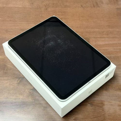 iPad 10th 10.9inch Wi-Fi 64GB Silver A2696 Good Grade with Apple Box Special Deal - Image 2