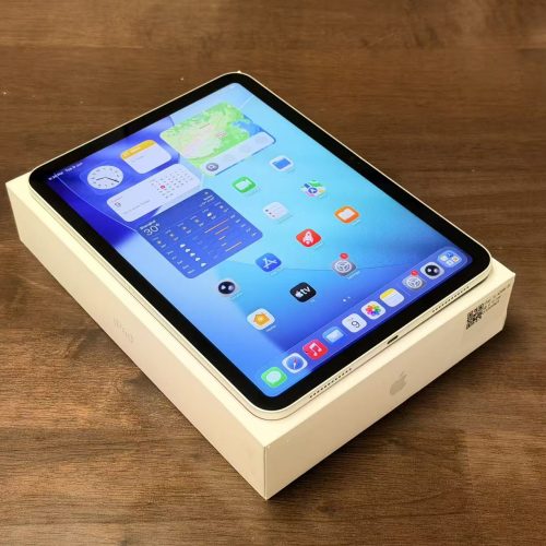 iPad 10th 10.9inch Wi-Fi 64GB Silver A2696 Good Grade with Apple Box Special Deal - Image 3