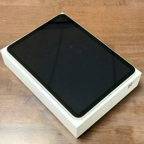 iPad 10th 10.9inch Wi-Fi 64GB Silver A2696 Good Grade with Apple Box Special Deal - Image 2