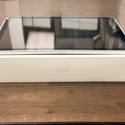 iPad 10th 10.9inch Wi-Fi 64GB Silver A2696 Good Grade with Apple Box Special Deal - Image 5