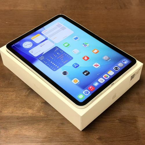 iPad 10th 10.9inch Wi-Fi 64GB Silver A2696 Excellent Grade with Apple Box Special Deal - Image 3