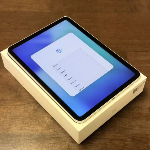 iPad 10th 10.9inch Wi-Fi 64GB Silver A2696 Excellent Grade with Apple Box Special Deal - Image 3