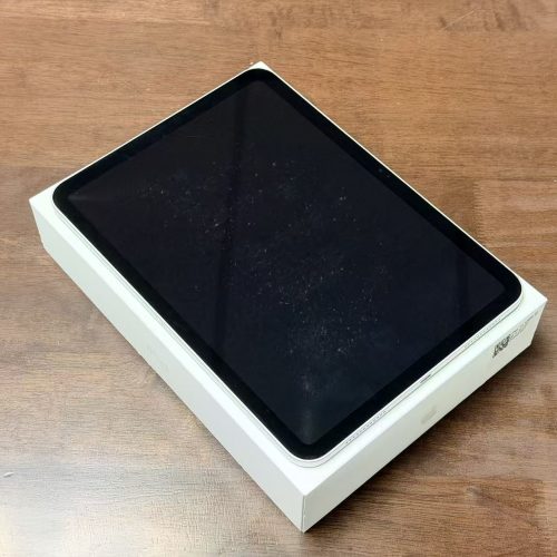 iPad 10th 10.9inch Wi-Fi 64GB Silver A2696 Good Grade with Apple Box Special Deal - Image 2