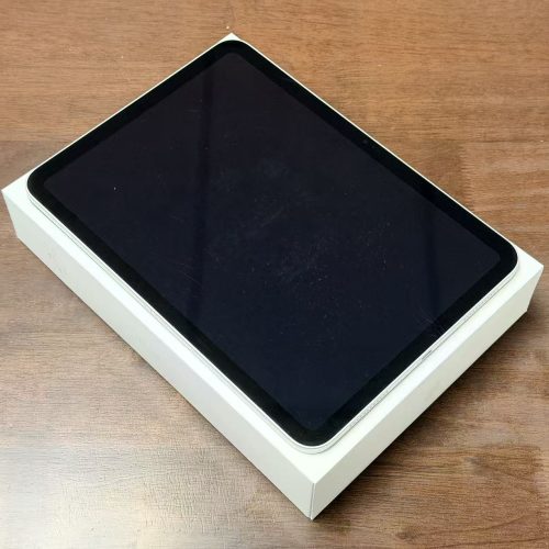 iPad 10th 10.9inch Wi-Fi 64GB Silver A2696 Good Grade with Apple Box Special Deal - Image 2