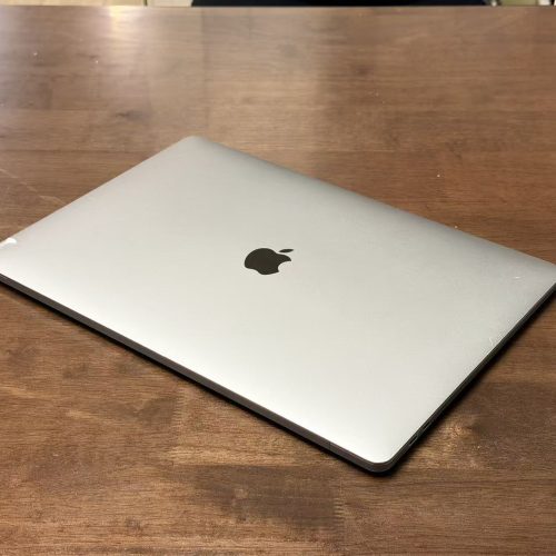 Macbook Pro 15 inch (2018) 16GB RAM 256GB SSD Space Grey Good Grade Special Deal - Image 4