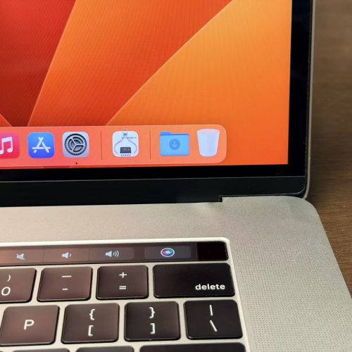 Macbook Pro 15 inch (2018) 16GB RAM 256GB SSD Space Grey Good Grade Special Deal - Image 6