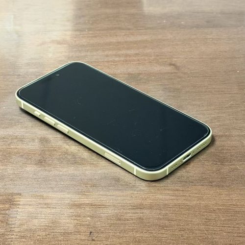 iPhone 15 512GB Yellow Excellent Grade with Free Screen Protector Special Deal - Image 2