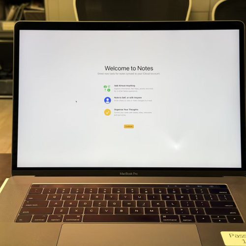 Macbook Pro 15 inch 2017 256GB 16GB RAM Space Grey Good Grade with Apple Box - Image 3
