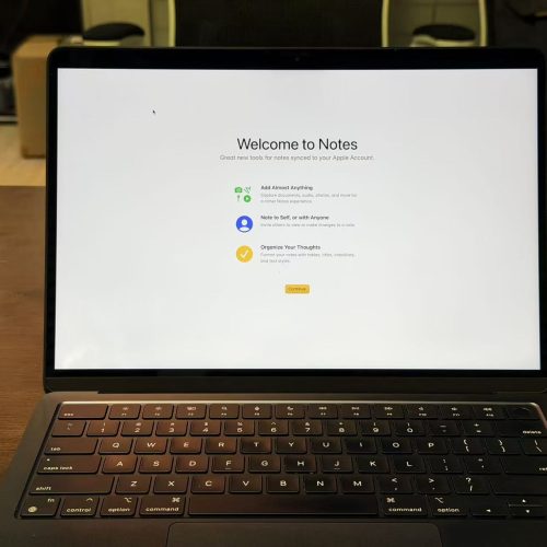 MacBook Air 2022 13 inch M2 Chip 256GB SSD Midnight Good Grade Special Deal - Image 5