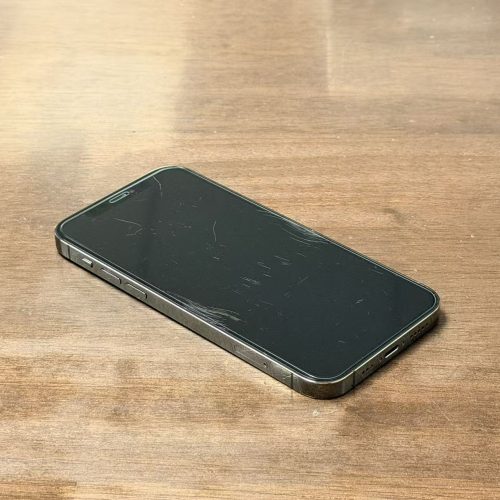 iPhone 12 Pro 512GB Graphite Good Grade with Free Screen Protector 100% Battery Special Deal - Image 2