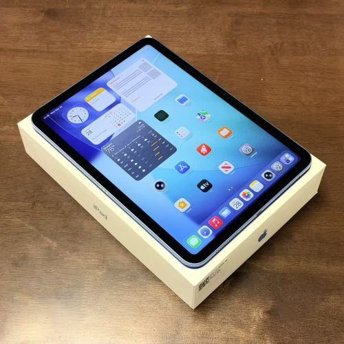 iPad 10th 10.9inch Wi-Fi 64GB Blue A2696 Excellent Grade with Apple Box Special Deal - Image 2