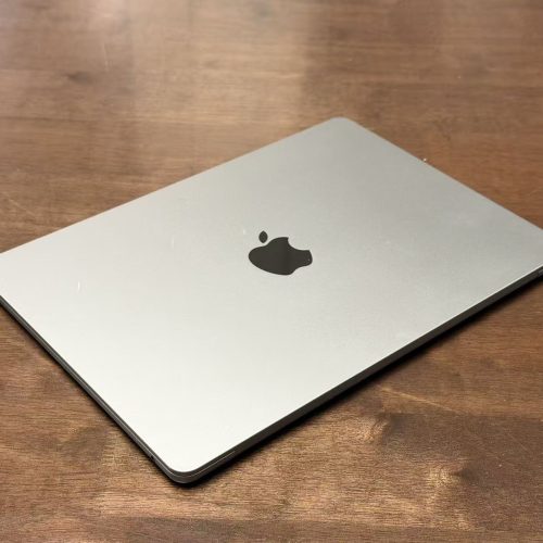 MacBook Air 2022 13 inch M2 Chip 256GB SSD Space Grey Excellent Grade Special Deal - Image 6